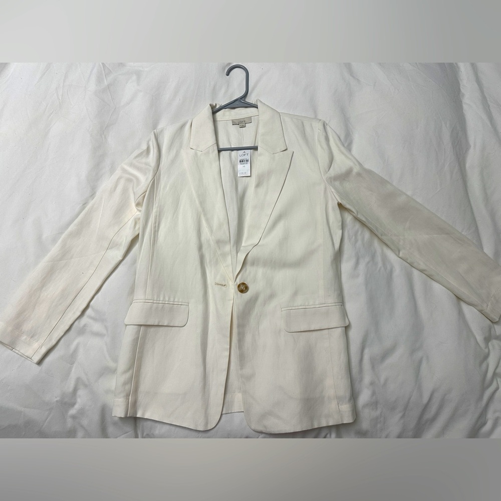 NWT Loft blazer - Cream, XS